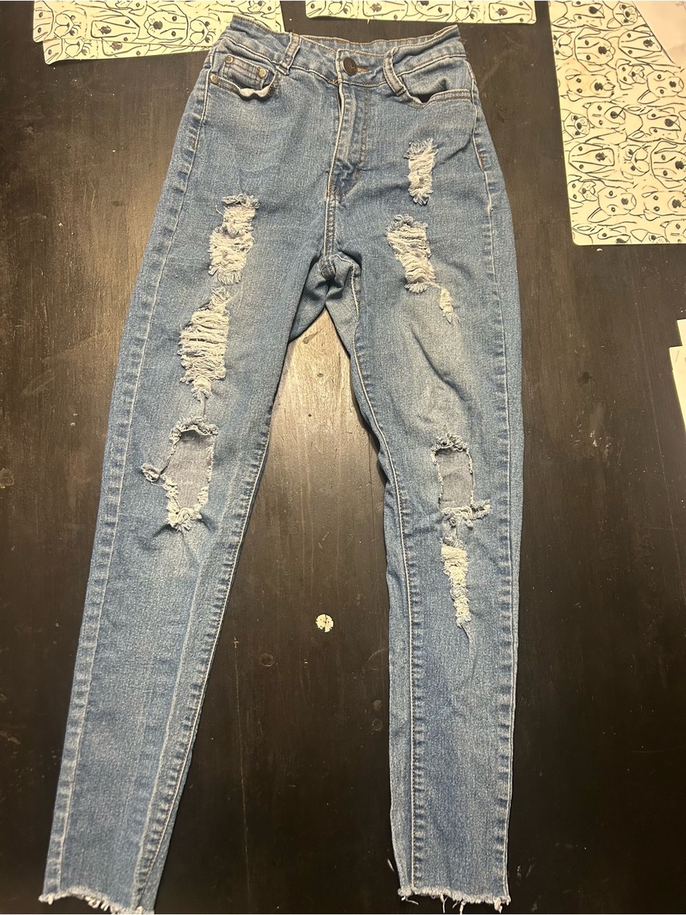 Distressed Straight-Leg Jeans in Light Blue - Women's Size 3/4